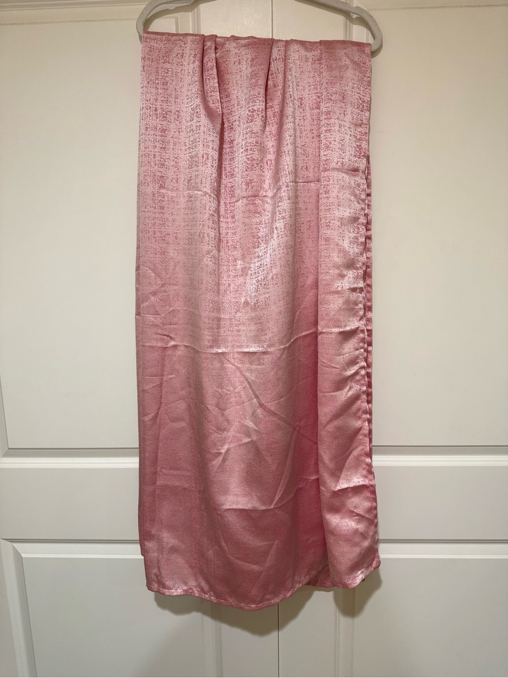 Elegant Soft Rose Pink Table Cloth Rectangle- 58x82” NWOT